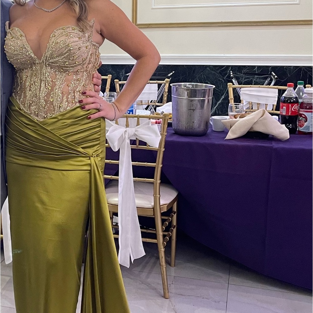 Elegant Strapless Gold Gown - Picture 2 of 13